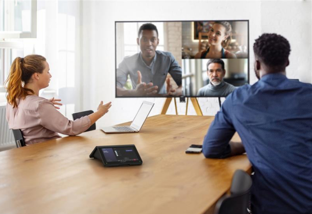 crestron-video-conferencing paris unified communications video conferencing